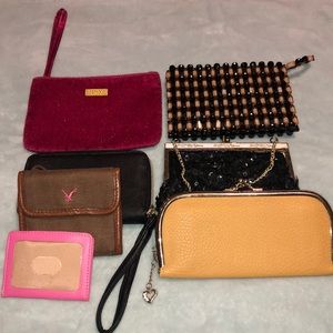 Bundle of wristlets & clutches
